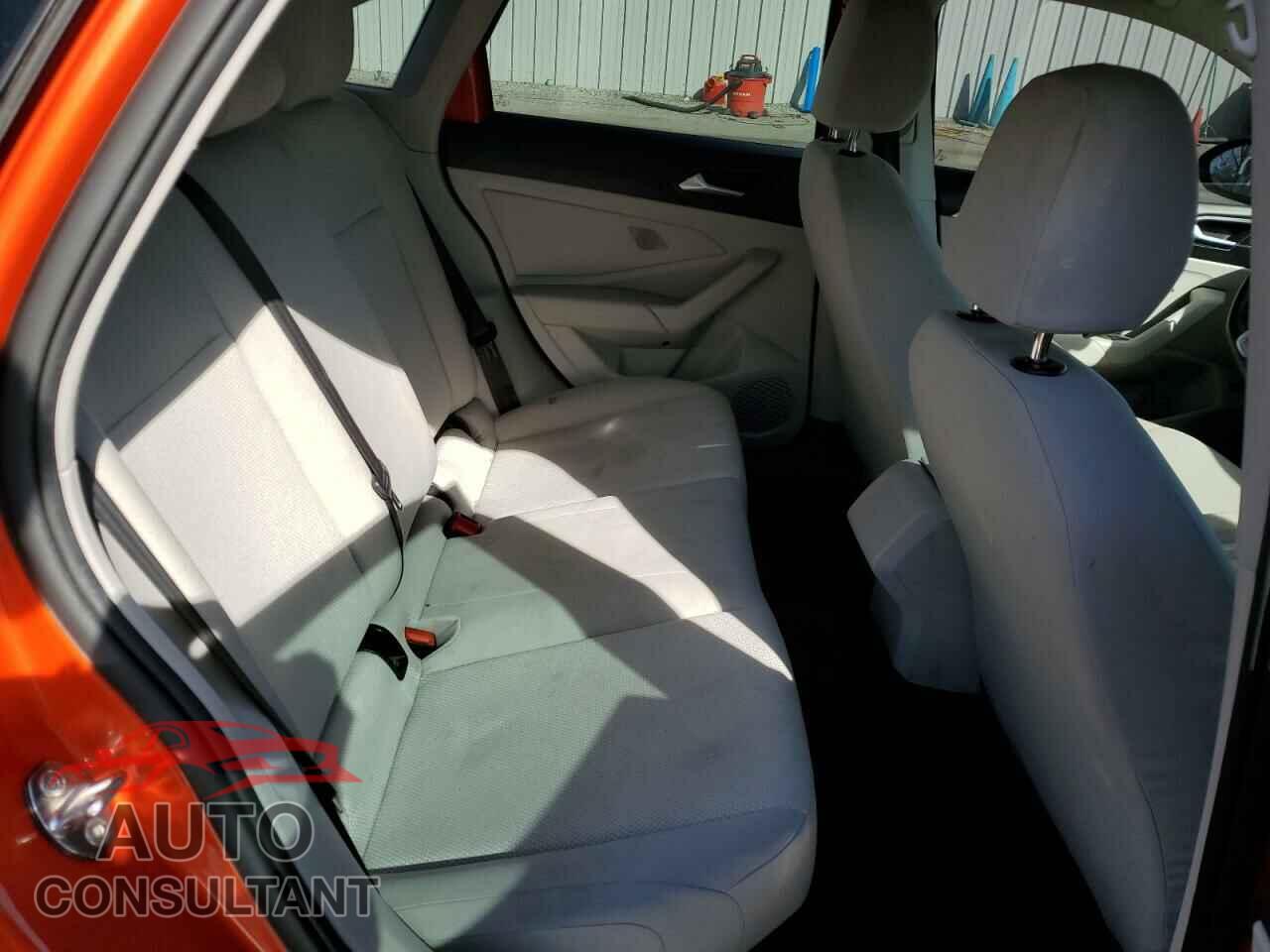 VOLKSWAGEN JETTA 2019 - 3VWC57BU2KM033585