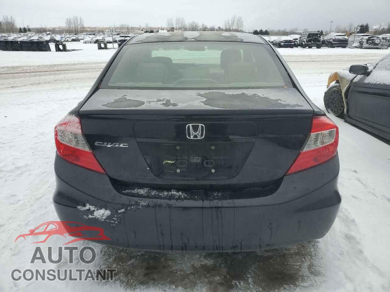 HONDA CIVIC 2012 - 2HGFB2E48CH009848