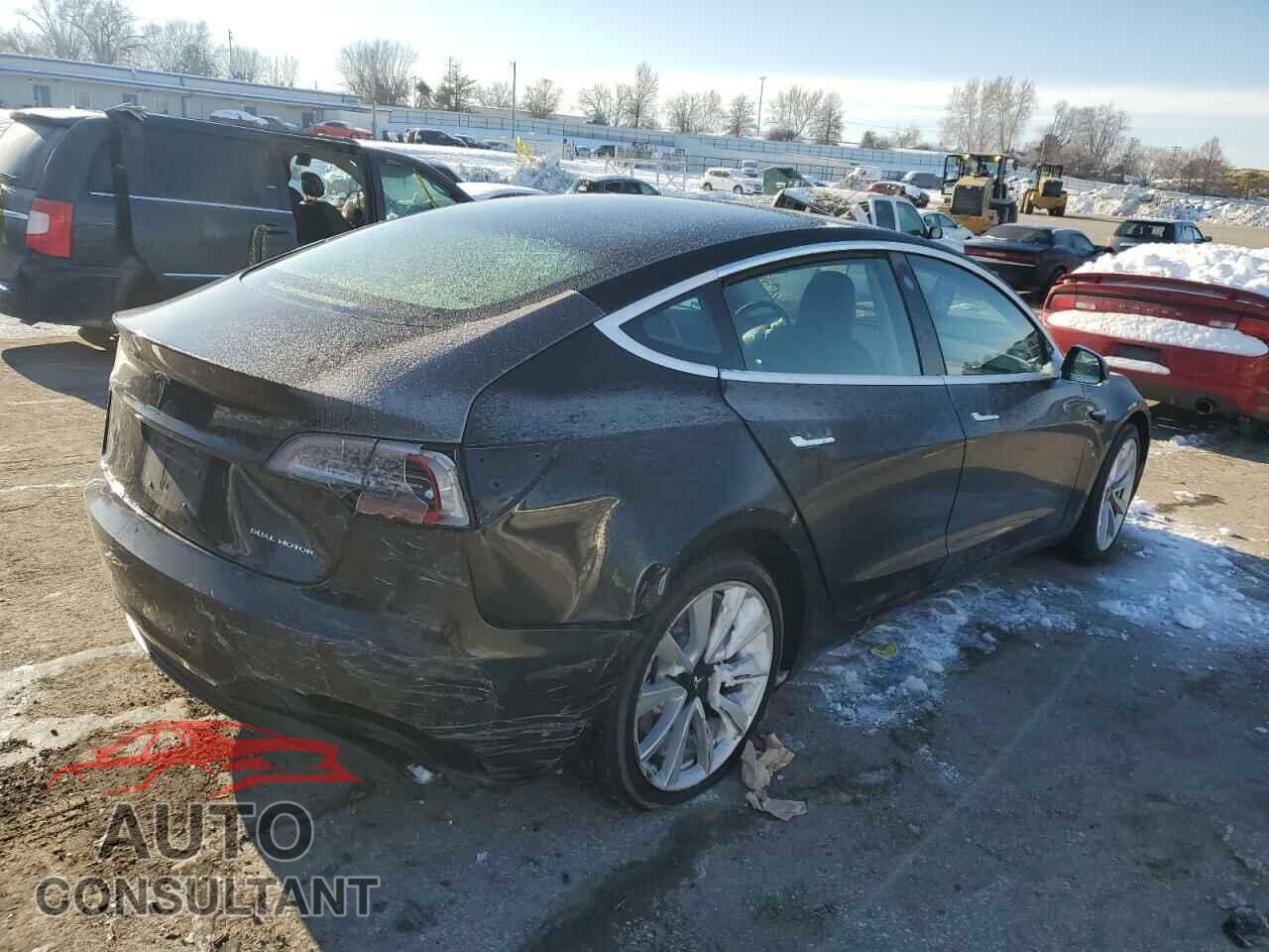 TESLA MODEL 3 2018 - 5YJ3E1EB3JF116455