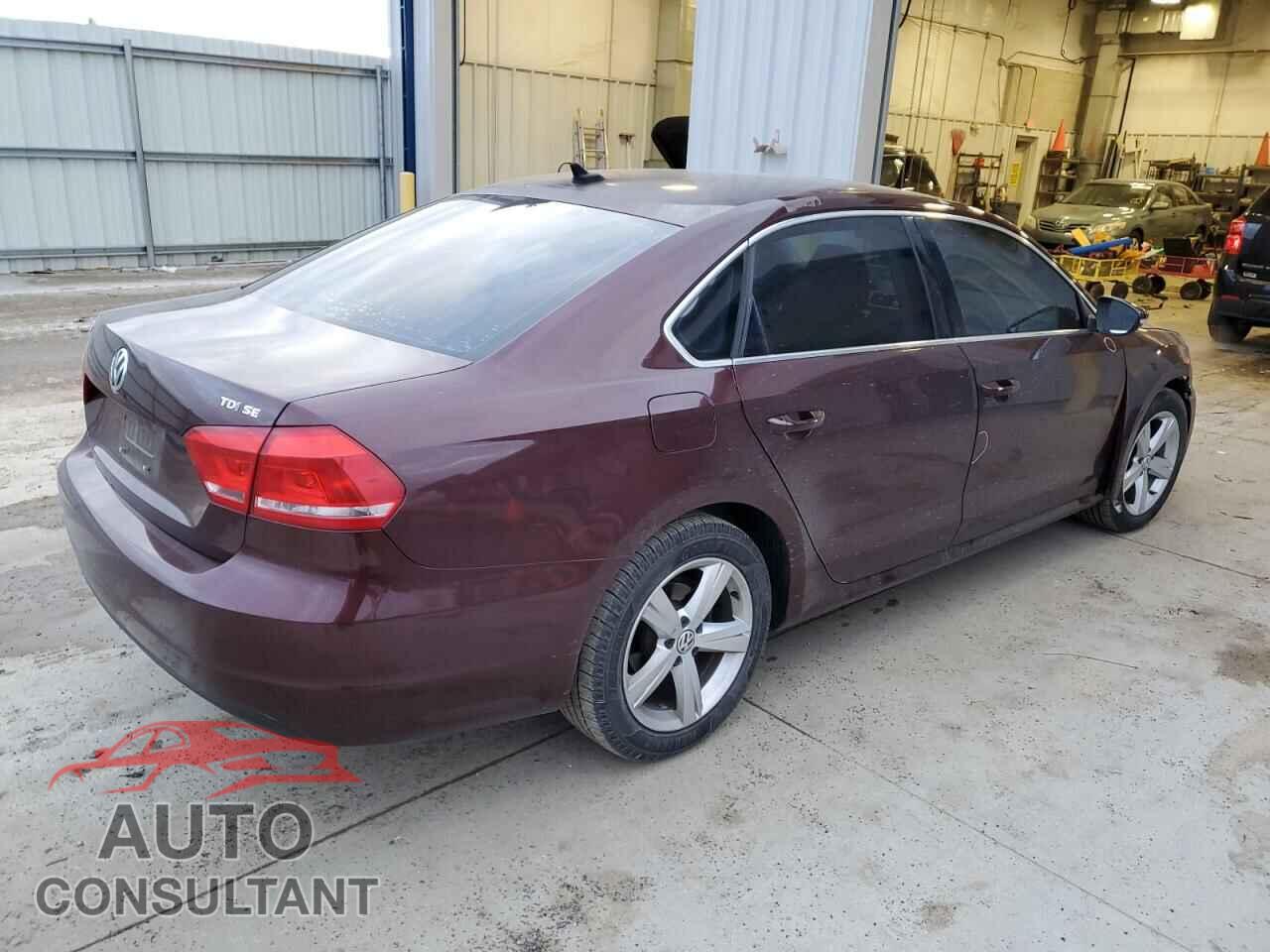 VOLKSWAGEN PASSAT 2012 - 1VWBN7A38CC071149