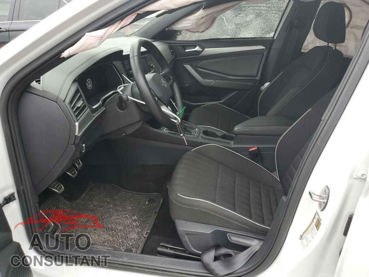 VOLKSWAGEN JETTA 2023 - 3VWAM7BU2PM012995