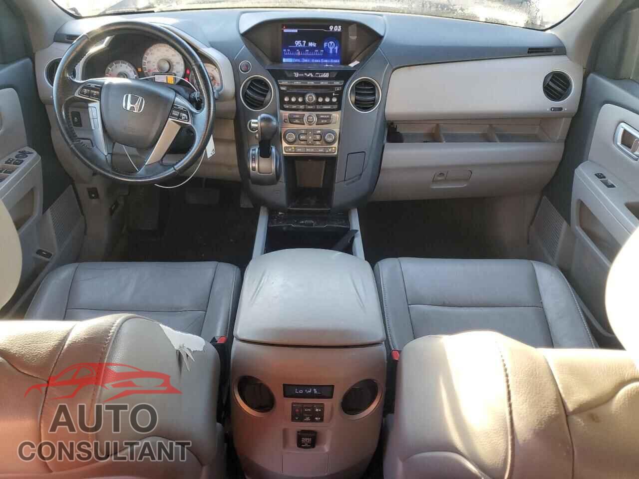 HONDA PILOT 2014 - 5FNYF4H56EB006564
