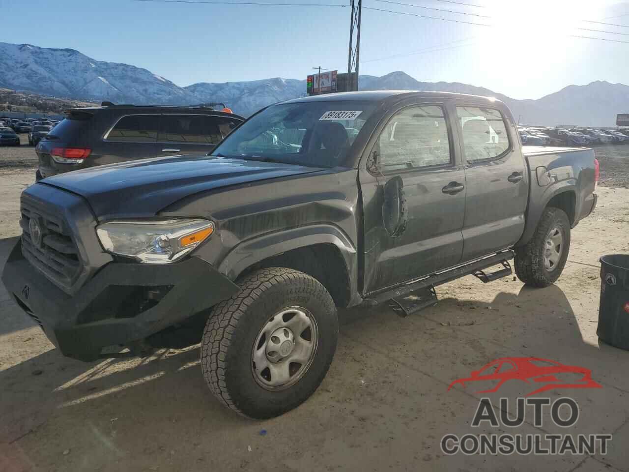 TOYOTA TACOMA 2018 - 3TMCZ5AN5JM145821