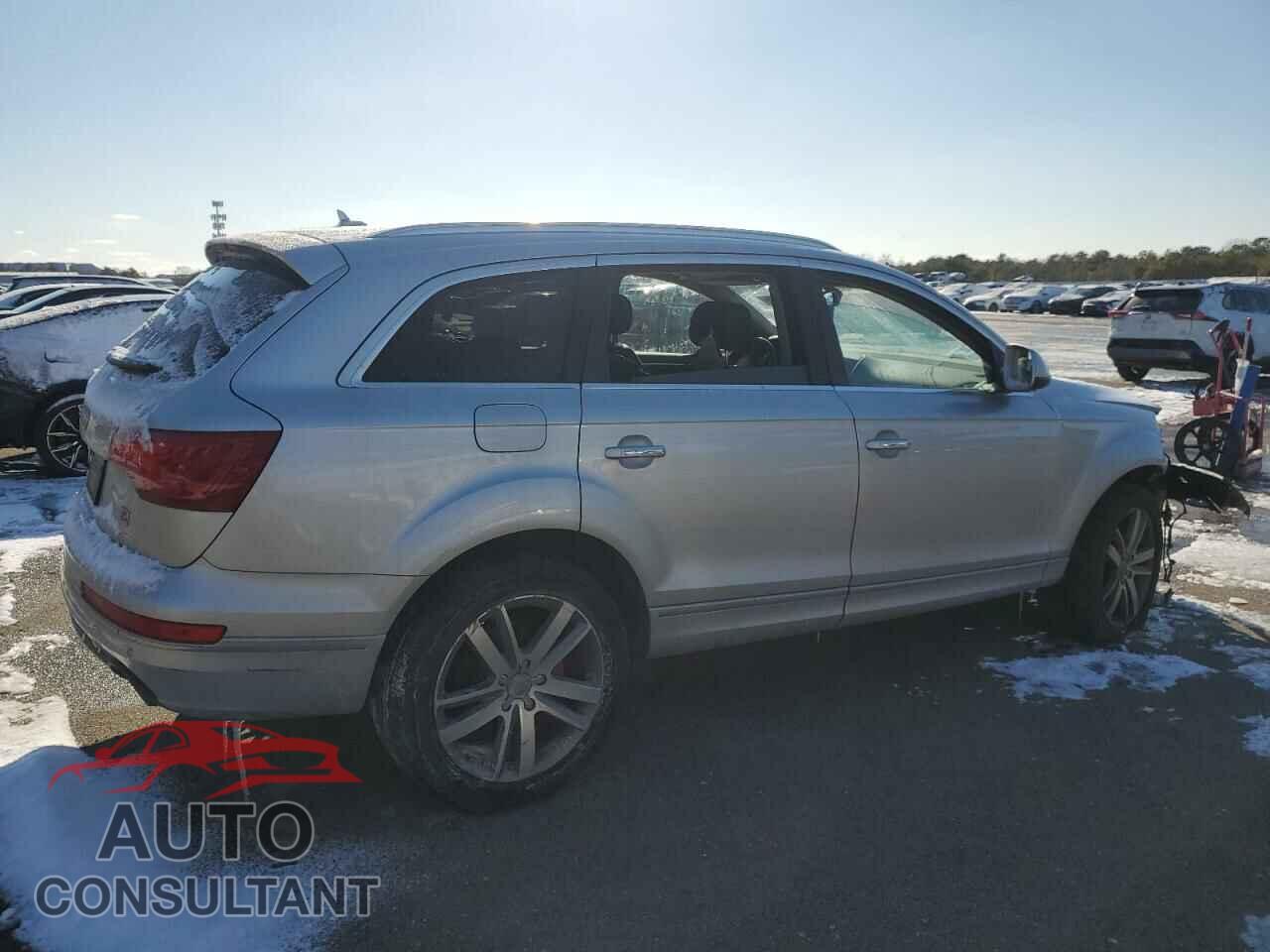 AUDI Q7 2011 - WA1LMAFE2BD005362