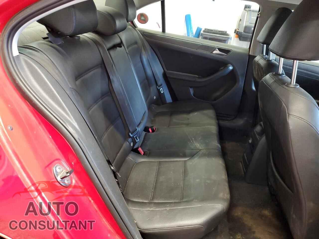 VOLKSWAGEN JETTA 2012 - 3VWBP7AJ5CM302371