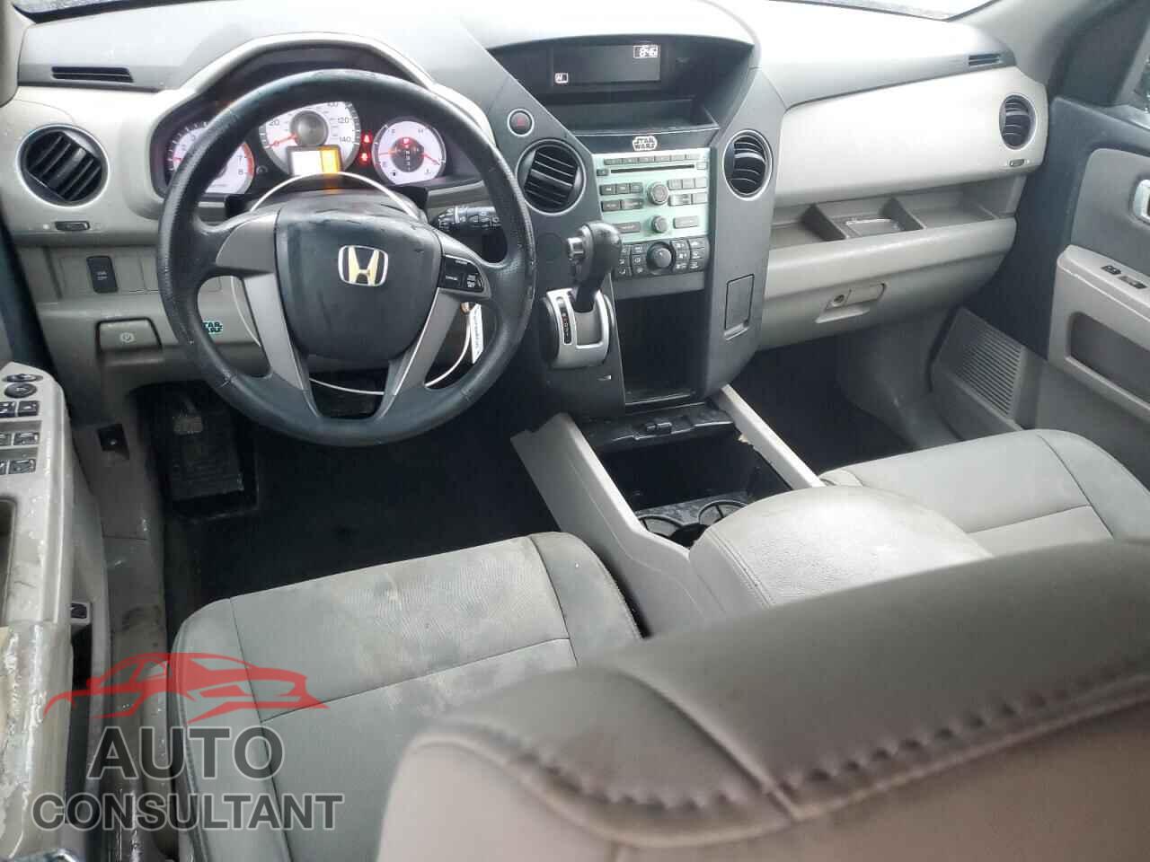 HONDA PILOT 2011 - 5FNYF3H21BB044781