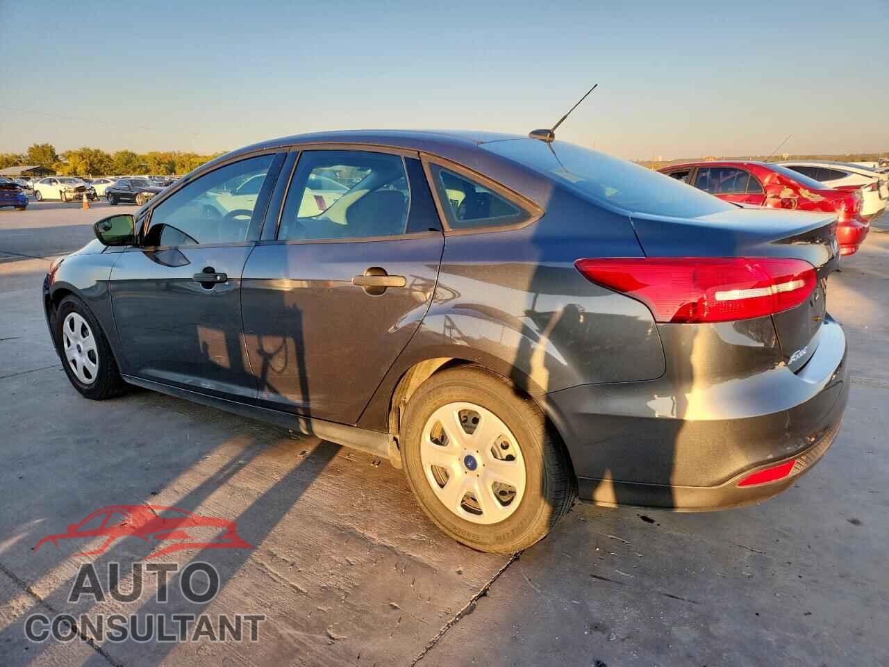 FORD FOCUS 2017 - 1FADP3E2XHL299120