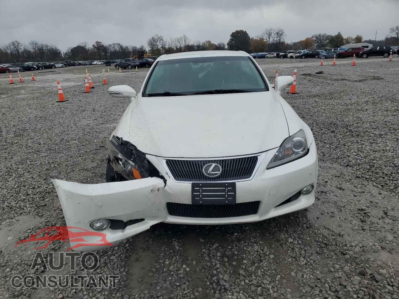 LEXUS IS 2015 - JTHFF2C24F2532364