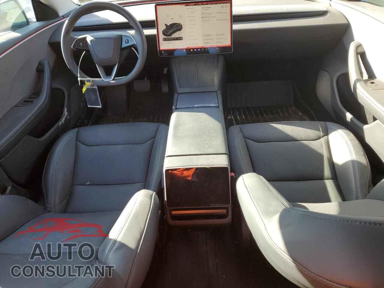 TESLA MODEL 3 2024 - 5YJ3E1EA4RF862416