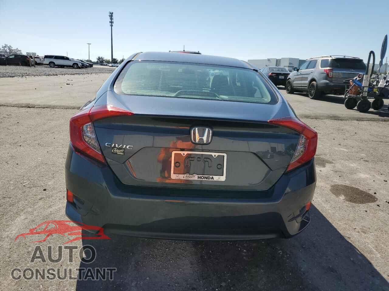 HONDA CIVIC 2018 - 19XFC2F54JE044382