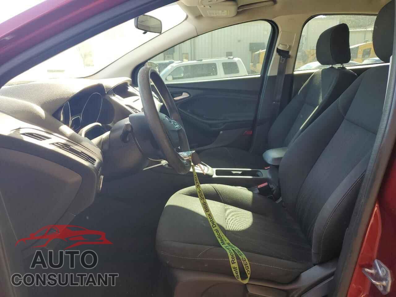 FORD FOCUS 2017 - 1FADP3F26HL333598
