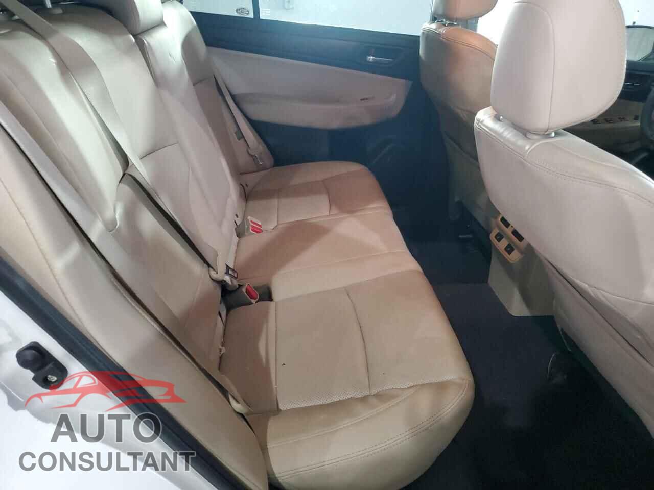 SUBARU OUTBACK 2017 - 4S4BSANC2H3439153