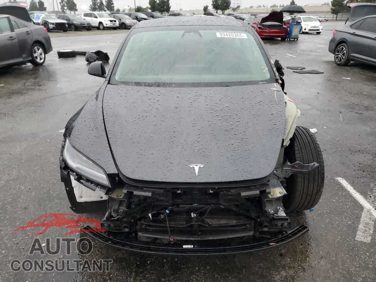 TESLA MODEL 3 2024 - 5YJ3E1EA6RF854284