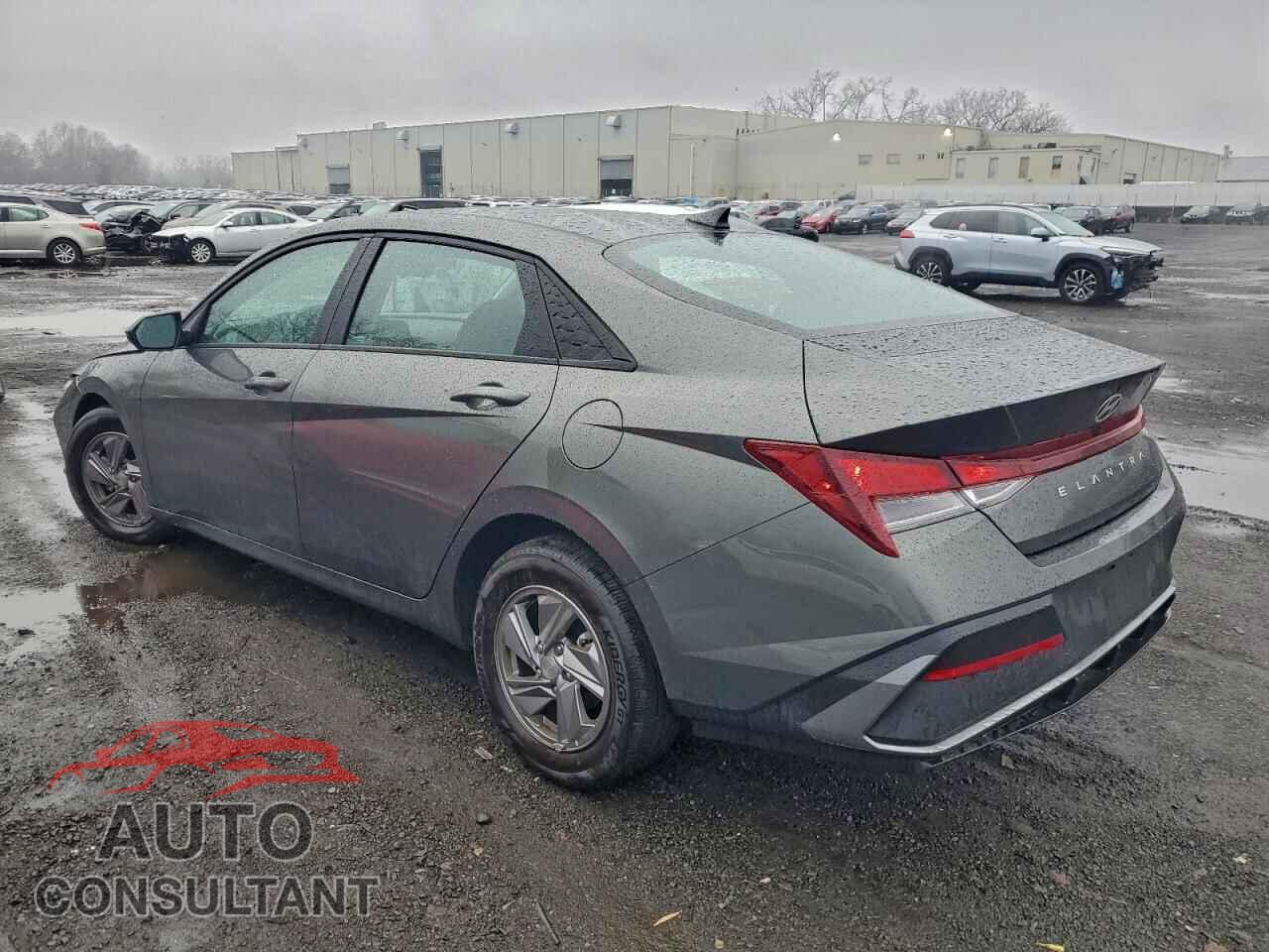 HYUNDAI ELANTRA 2024 - KMHLL4DG0RU813794