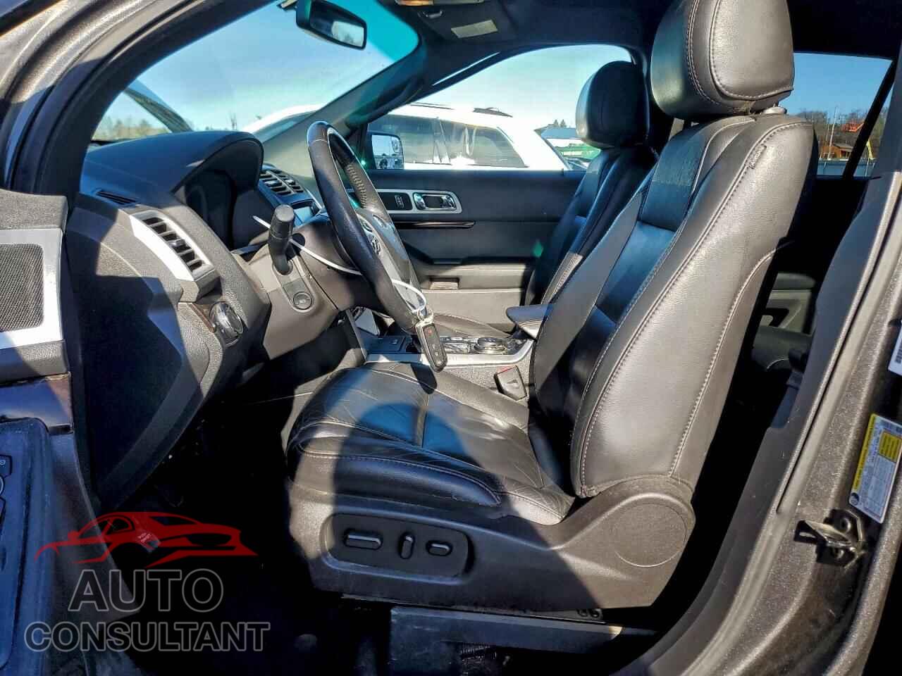 FORD EXPLORER 2015 - 1FM5K8F82FGA77850