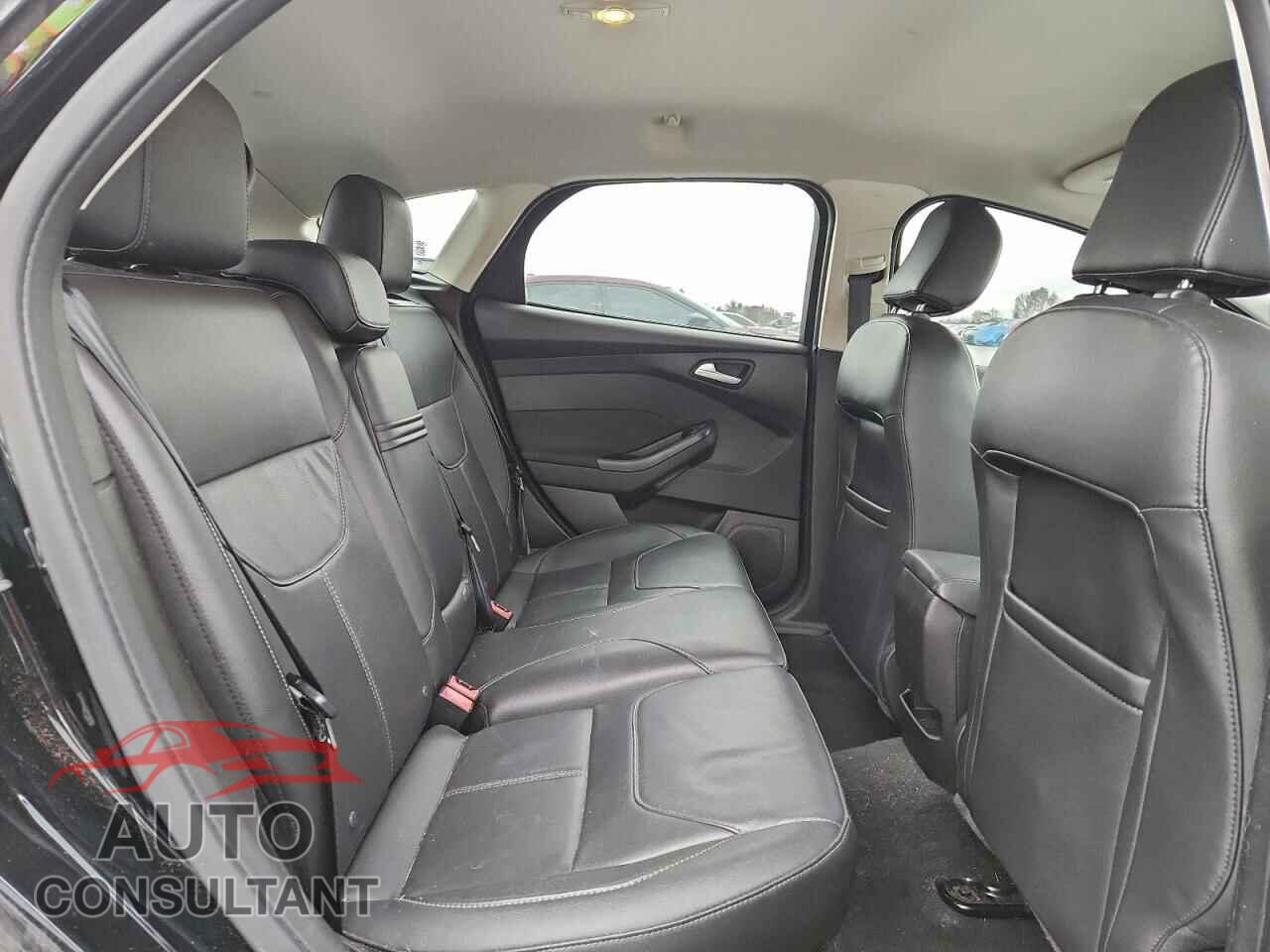 FORD FOCUS 2016 - 1FADP3K21GL277638