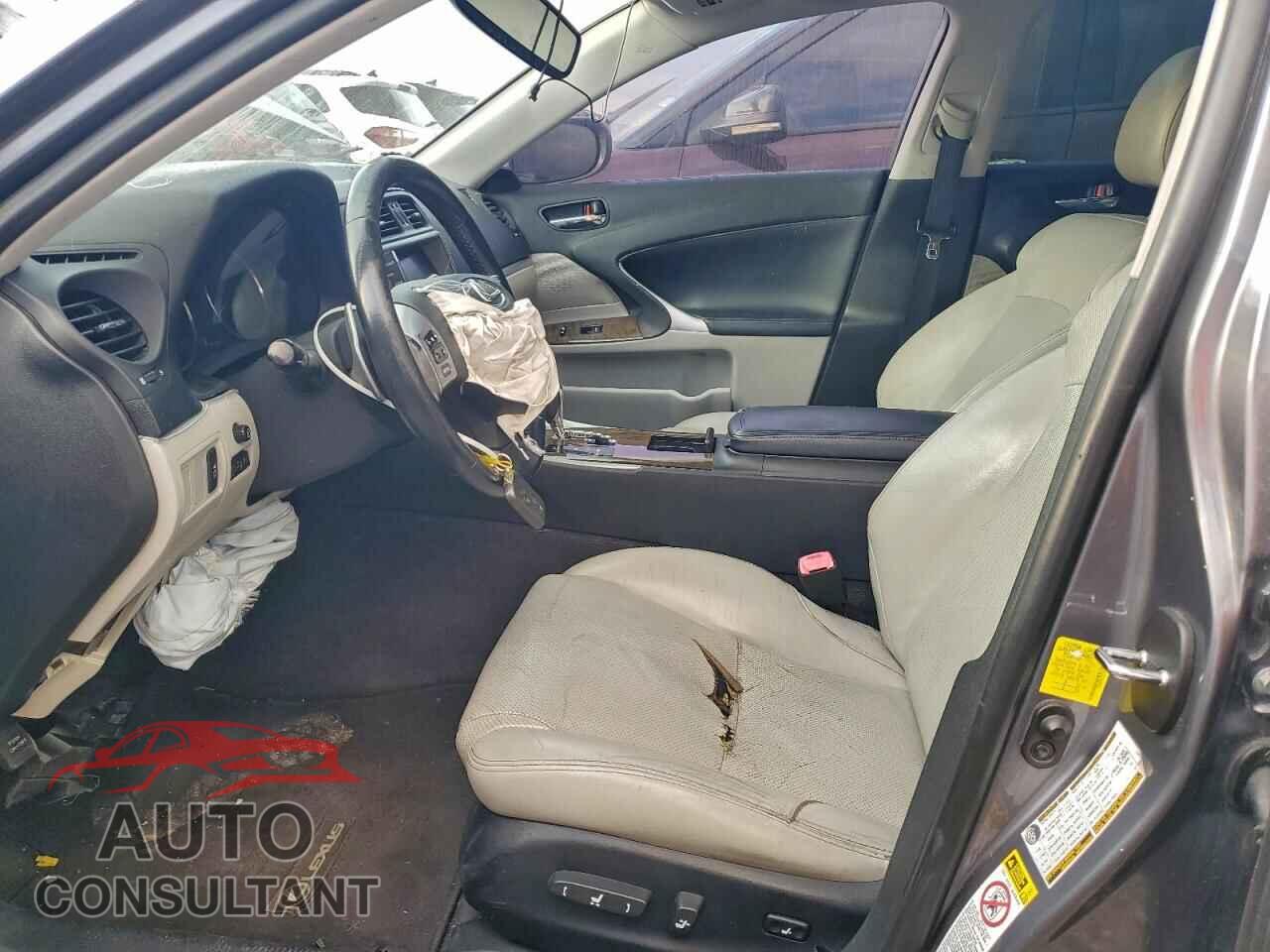 LEXUS IS 2012 - JTHBF5C22C5158895