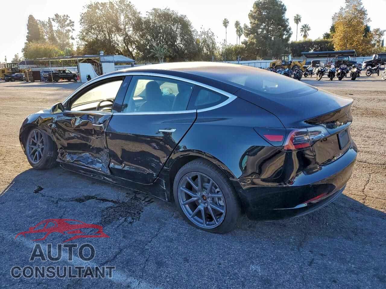 TESLA MODEL 3 2018 - 5YJ3E1EB3JF183668
