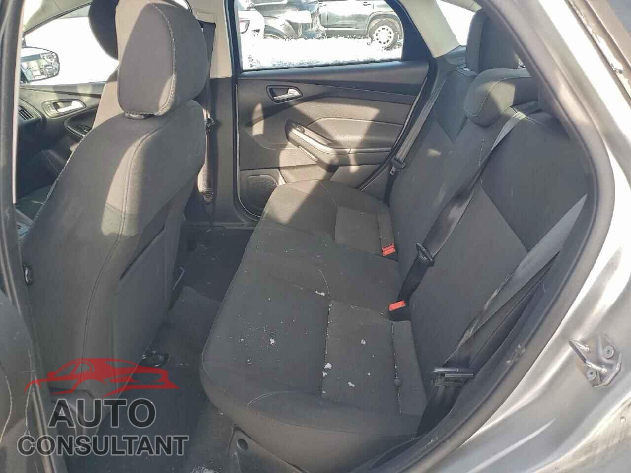 FORD FOCUS 2017 - 1FADP3F25HL331969