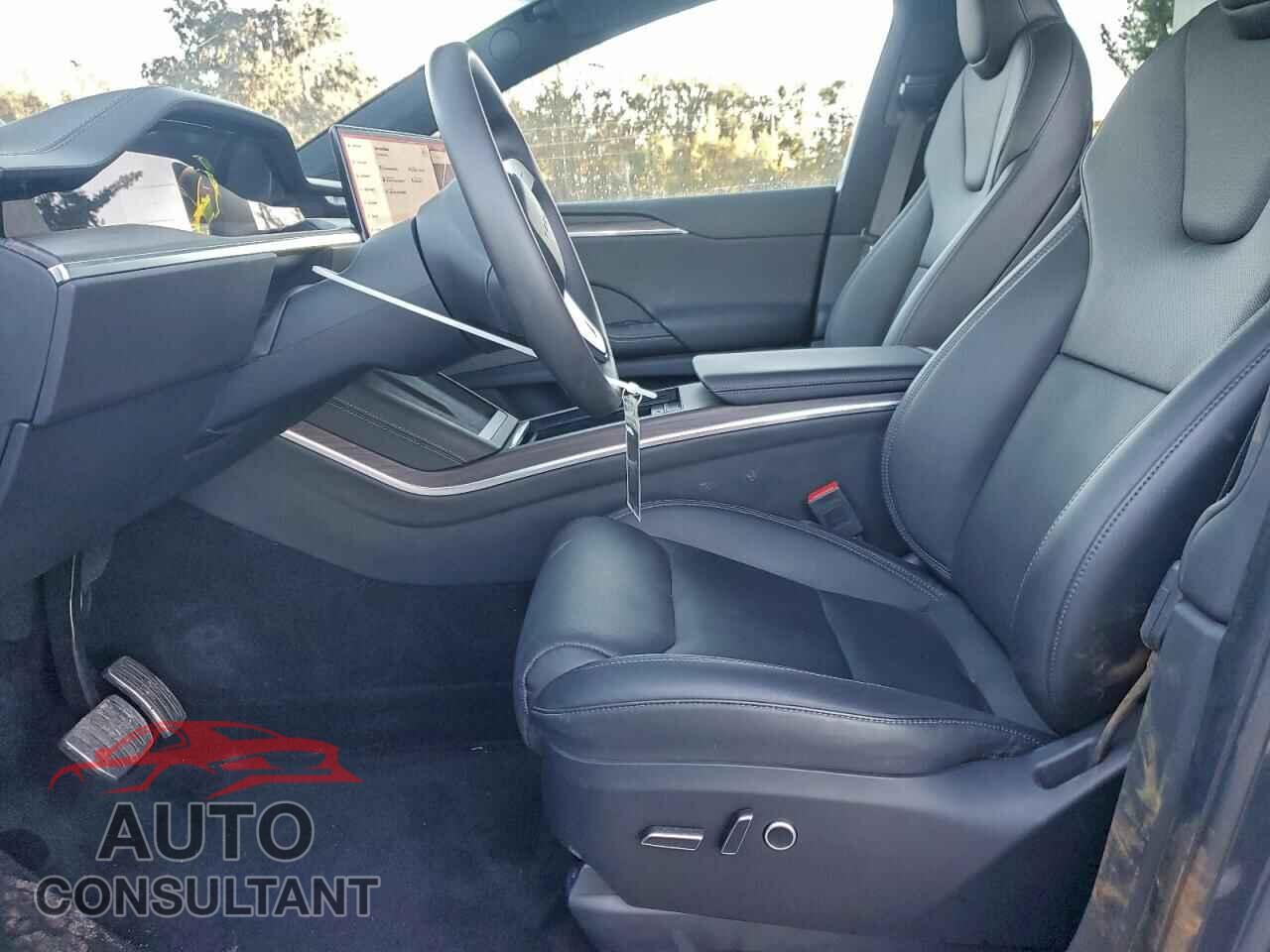 TESLA MODEL X 2024 - 7SAXCDE56RF445152