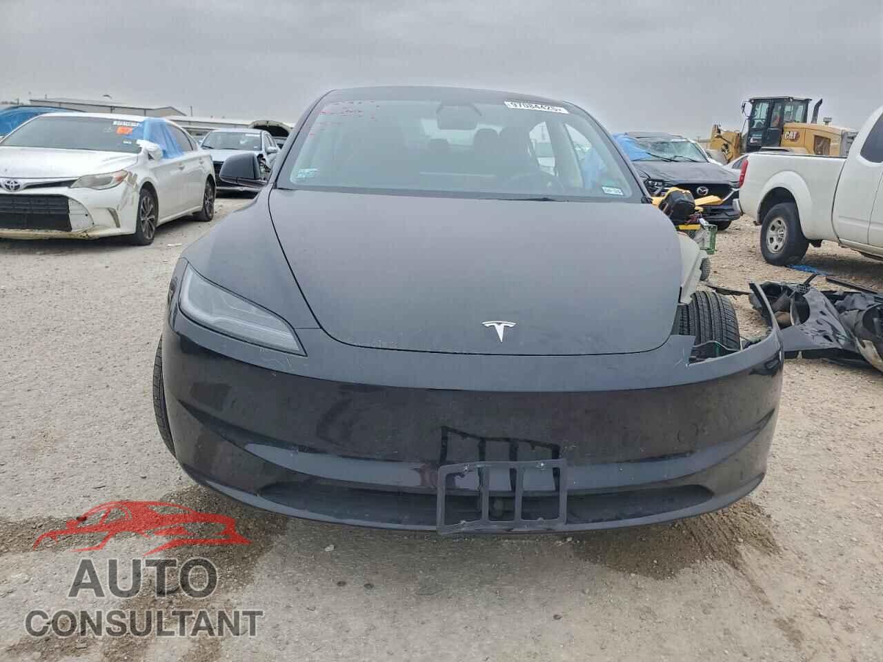 TESLA MODEL 3 2024 - 5YJ3E1EA2RF841693