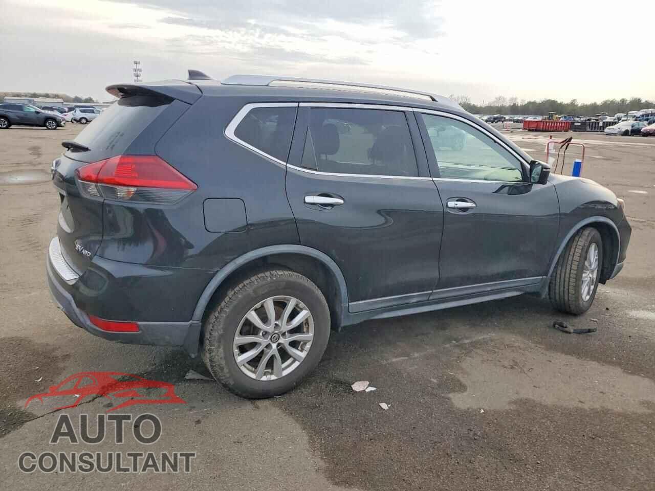 NISSAN ROGUE 2018 - KNMAT2MV3JP584772