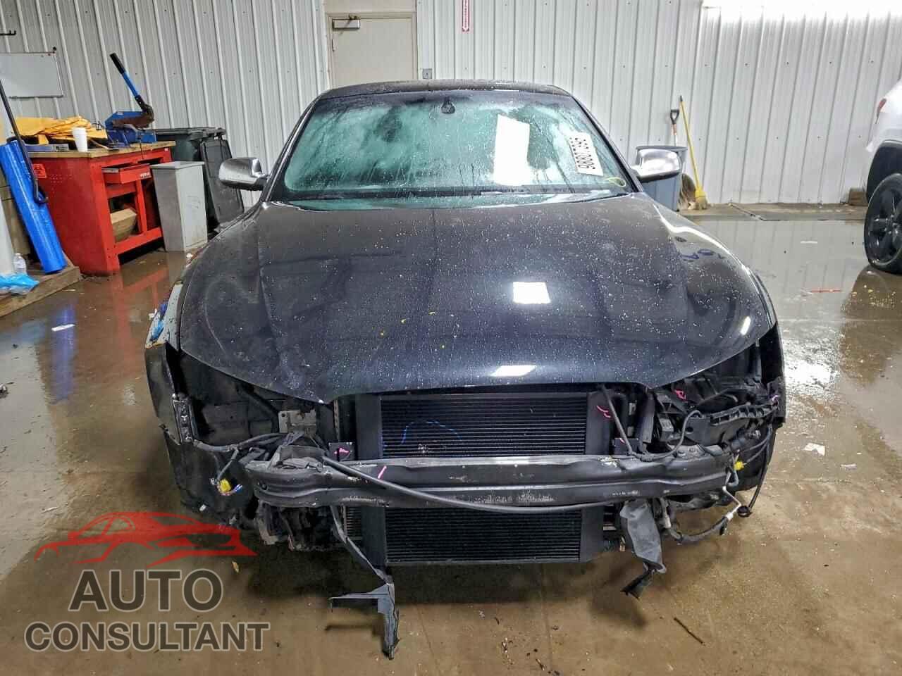 AUDI S5/RS5 2014 - WAUCGAFR0EA047046