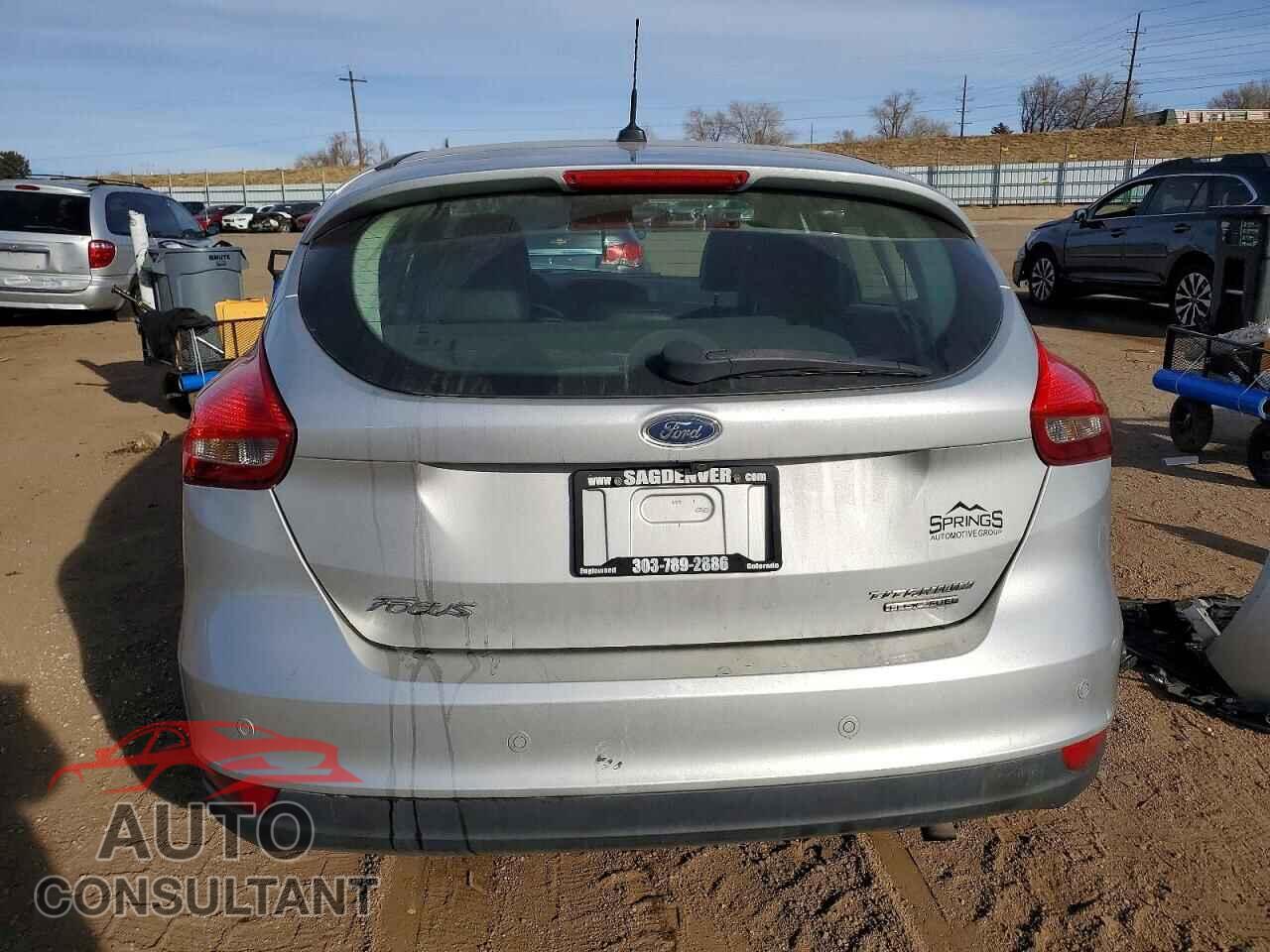 FORD FOCUS 2016 - 1FADP3N23GL351136