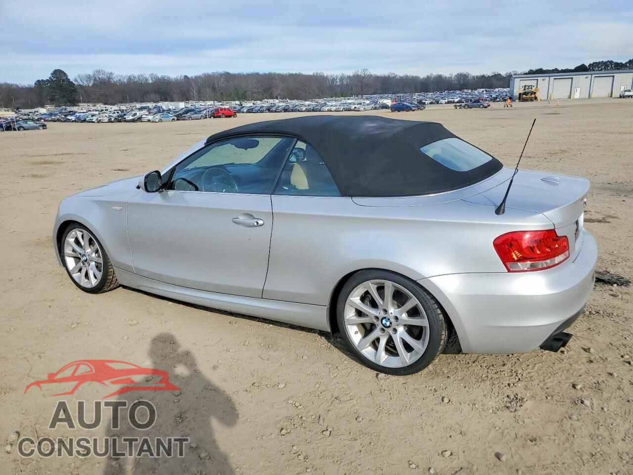 BMW 1 SERIES 2012 - WBAUN7C5XCVM26852