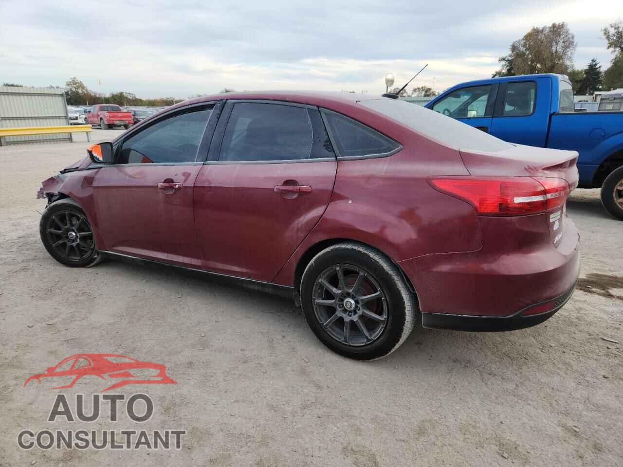 FORD FOCUS 2015 - 1FADP3F2XFL255811