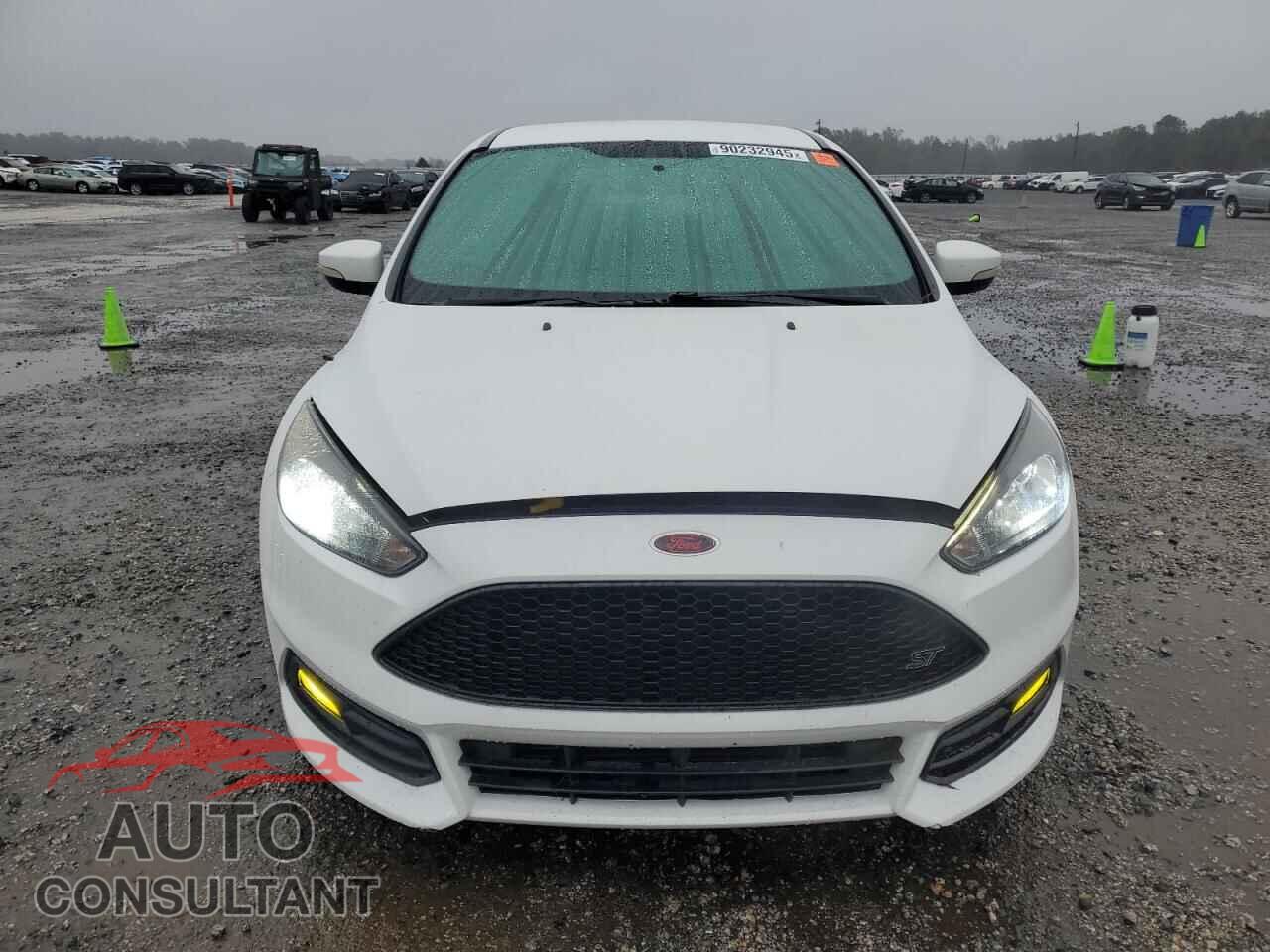 FORD FOCUS 2016 - 1FADP3L93GL377395