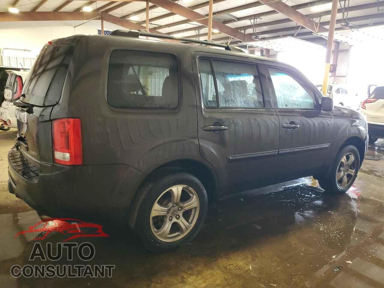 HONDA PILOT 2012 - 5FNYF3H5XCB041177