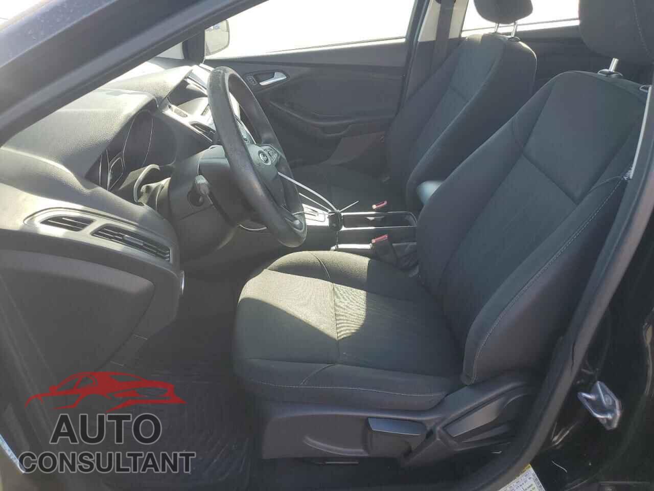 FORD FOCUS 2016 - 1FADP3F22GL365169