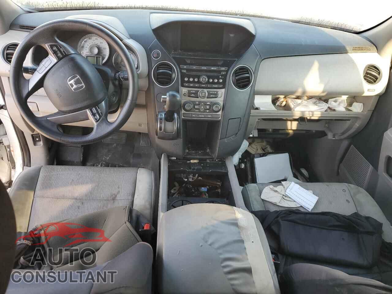 HONDA PILOT 2015 - 5FNYF3H46FB007281