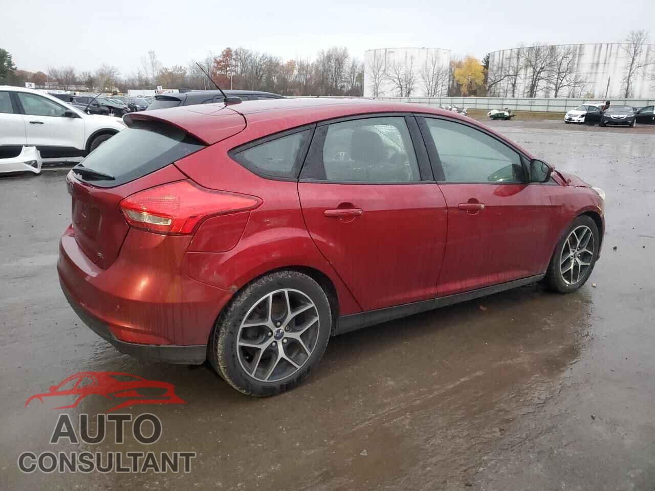 FORD FOCUS 2017 - 1FADP3M25HL269220