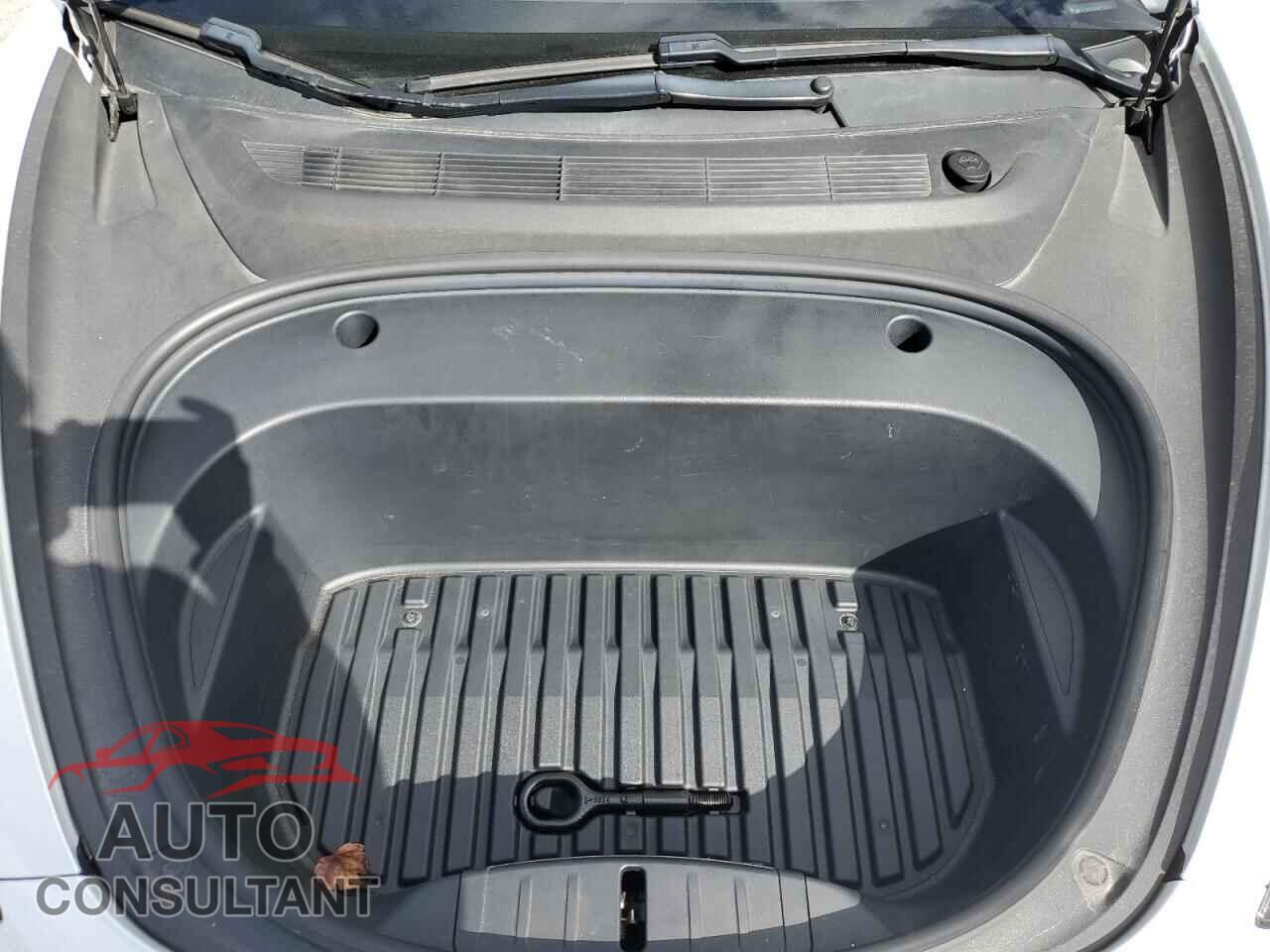 TESLA MODEL 3 2021 - 5YJ3E1EB4MF903354