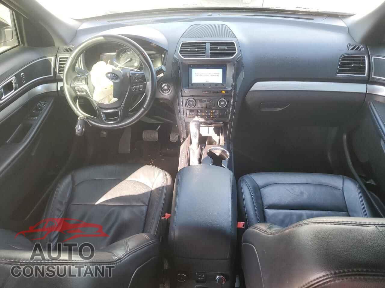 FORD EXPLORER 2017 - 1FM5K7DH4HGC09538