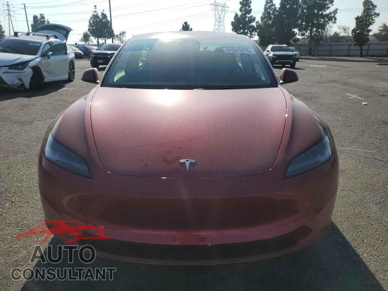 TESLA MODEL 3 2025 - 5YJ3E1EA8SF982354