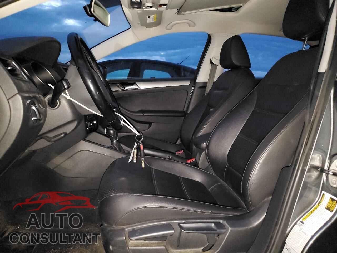 VOLKSWAGEN JETTA 2017 - 3VWDB7AJ2HM346441