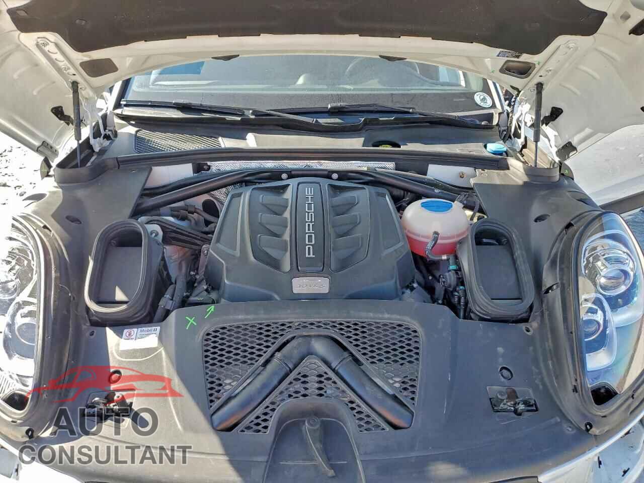 PORSCHE MACAN 2016 - WP1AB2A55GLB53484