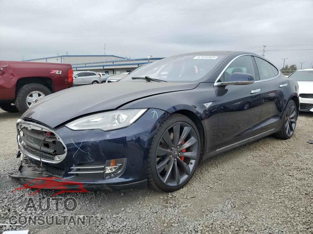 TESLA MODEL S 2015 - 5YJSA1H2XFFP73392