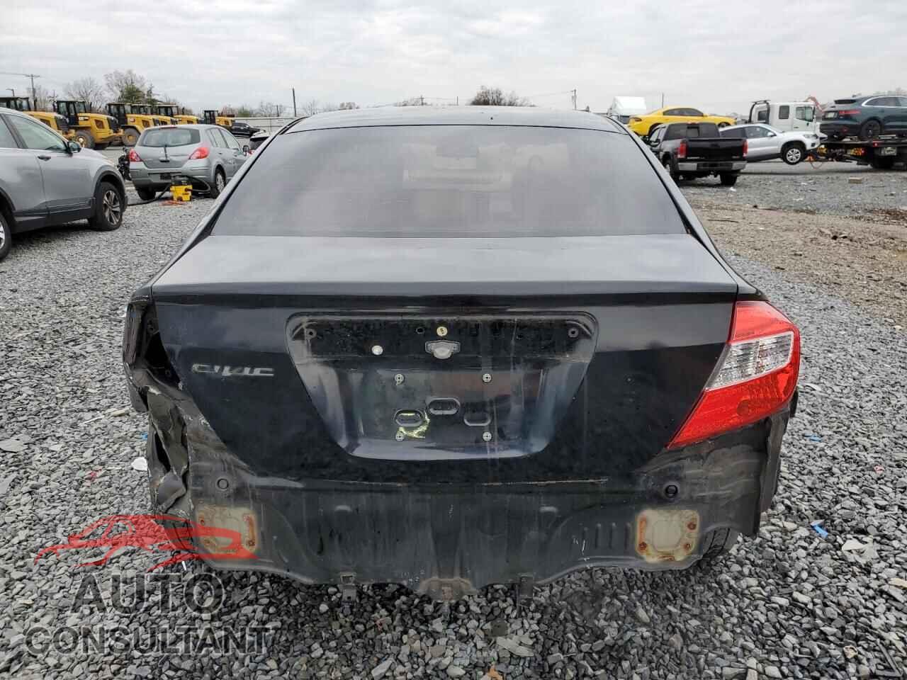 HONDA CIVIC 2012 - 2HGFB2F56CH569424