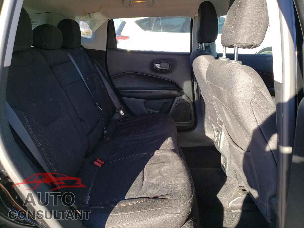 JEEP COMPASS 2017 - 3C4NJCAB1HT682017