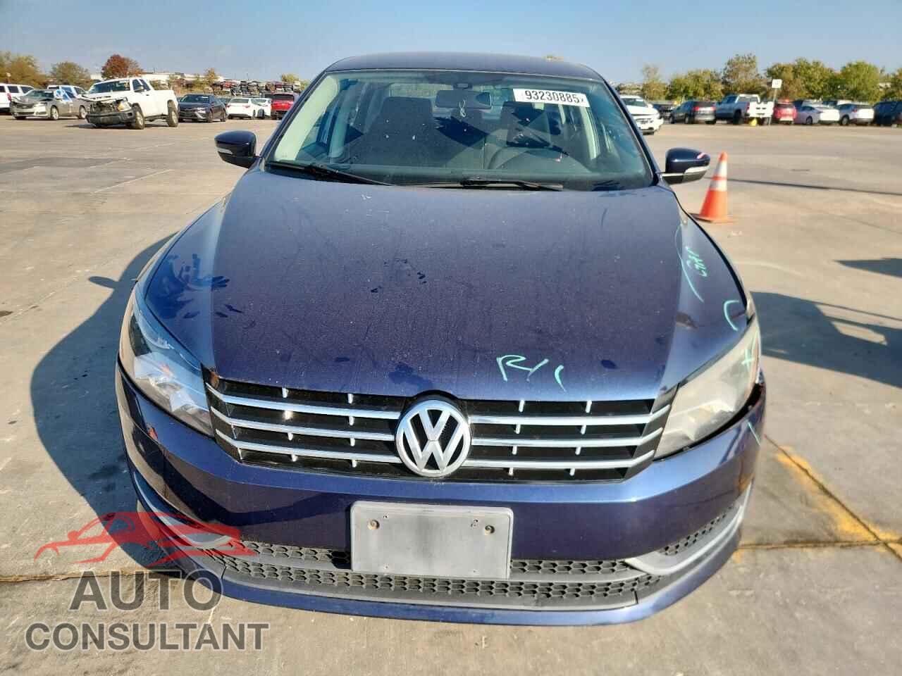 VOLKSWAGEN PASSAT 2014 - 1VWAP7A39EC007310