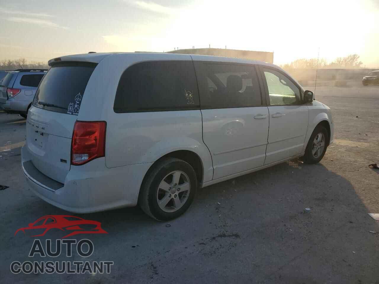 DODGE CARAVAN 2011 - 2D4RN3DG2BR680190