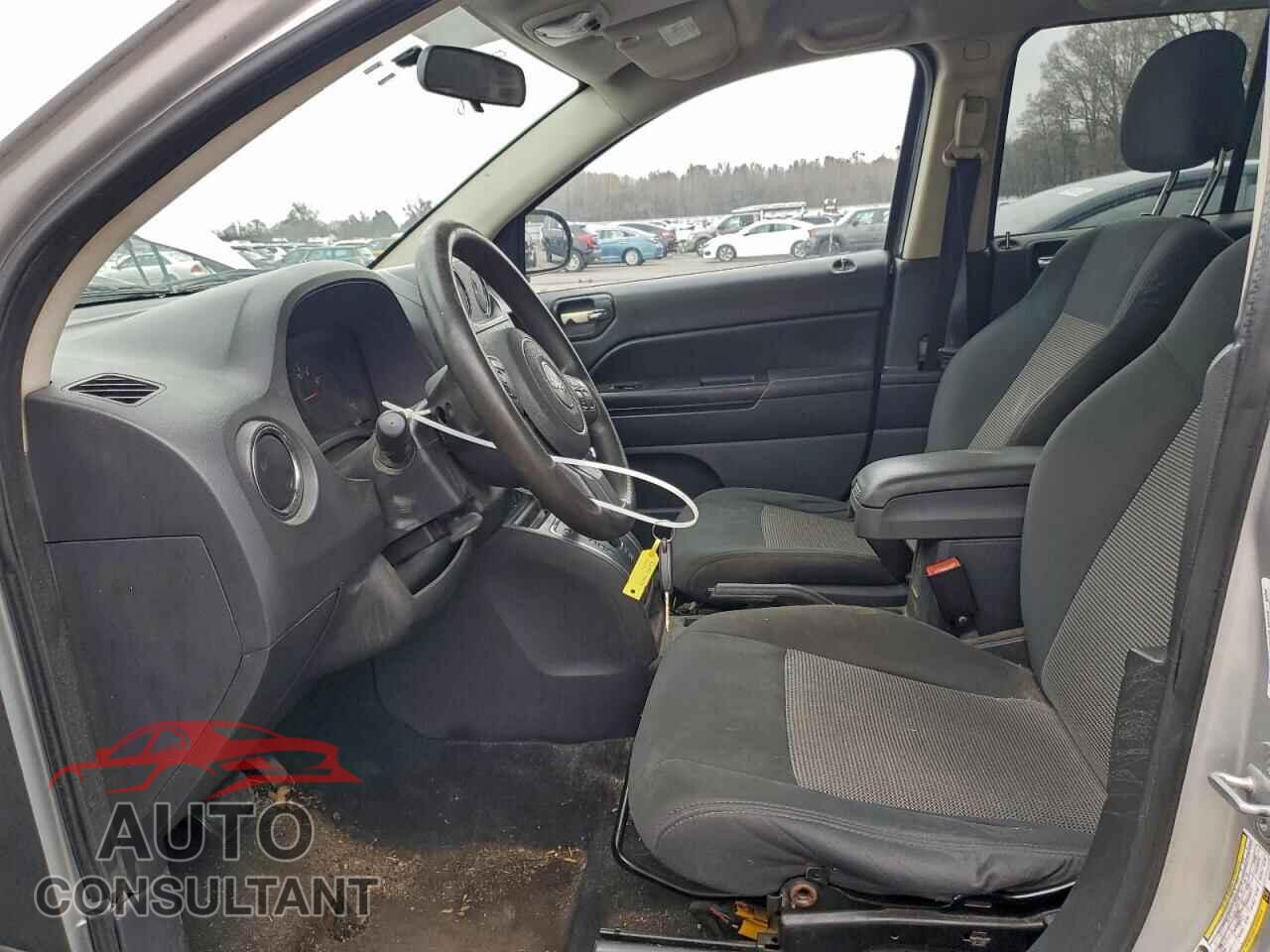 JEEP COMPASS 2011 - 1J4NF1FB3BD164206