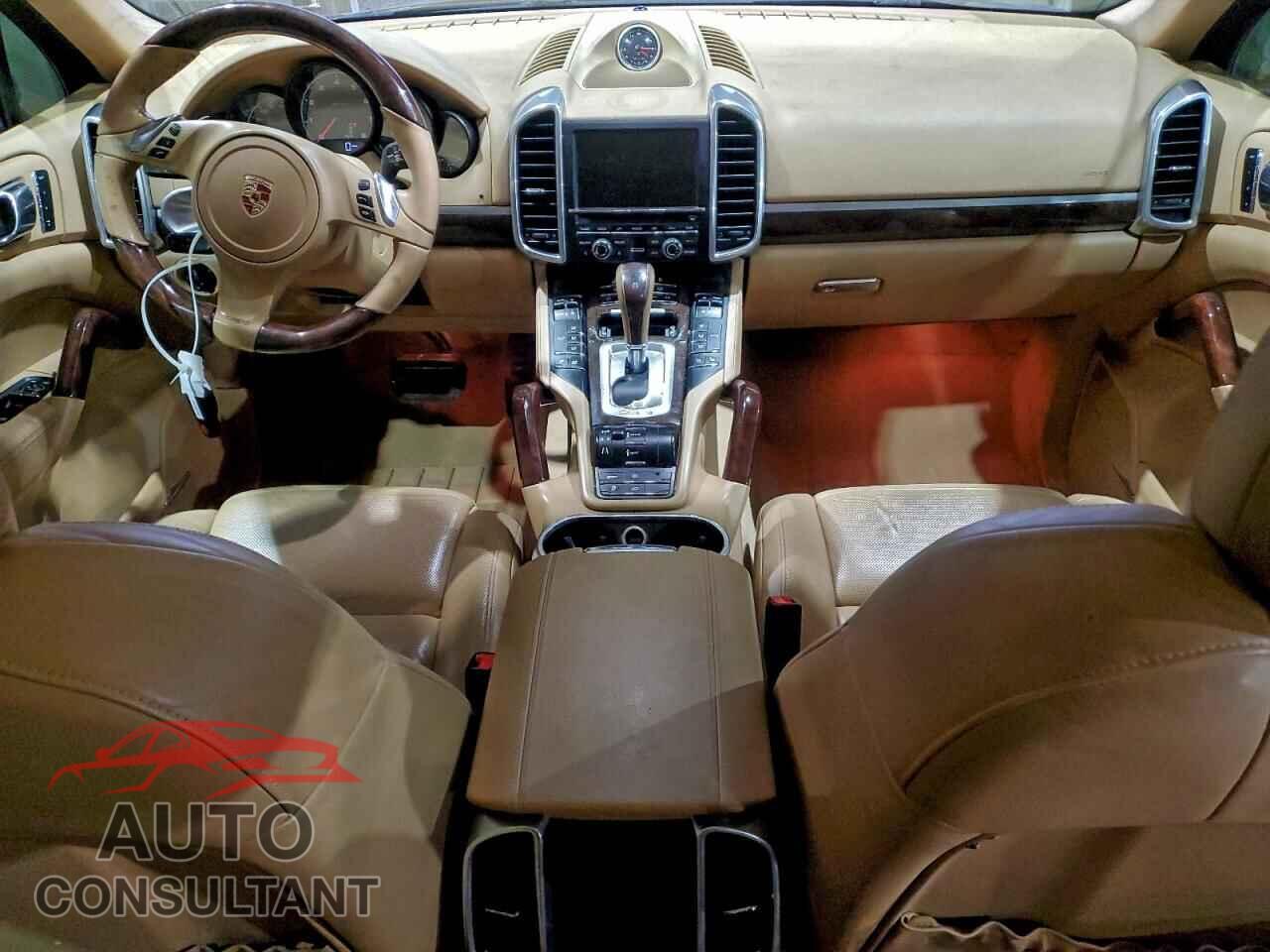 PORSCHE CAYENNE 2013 - WP1AA2A28DLA04104