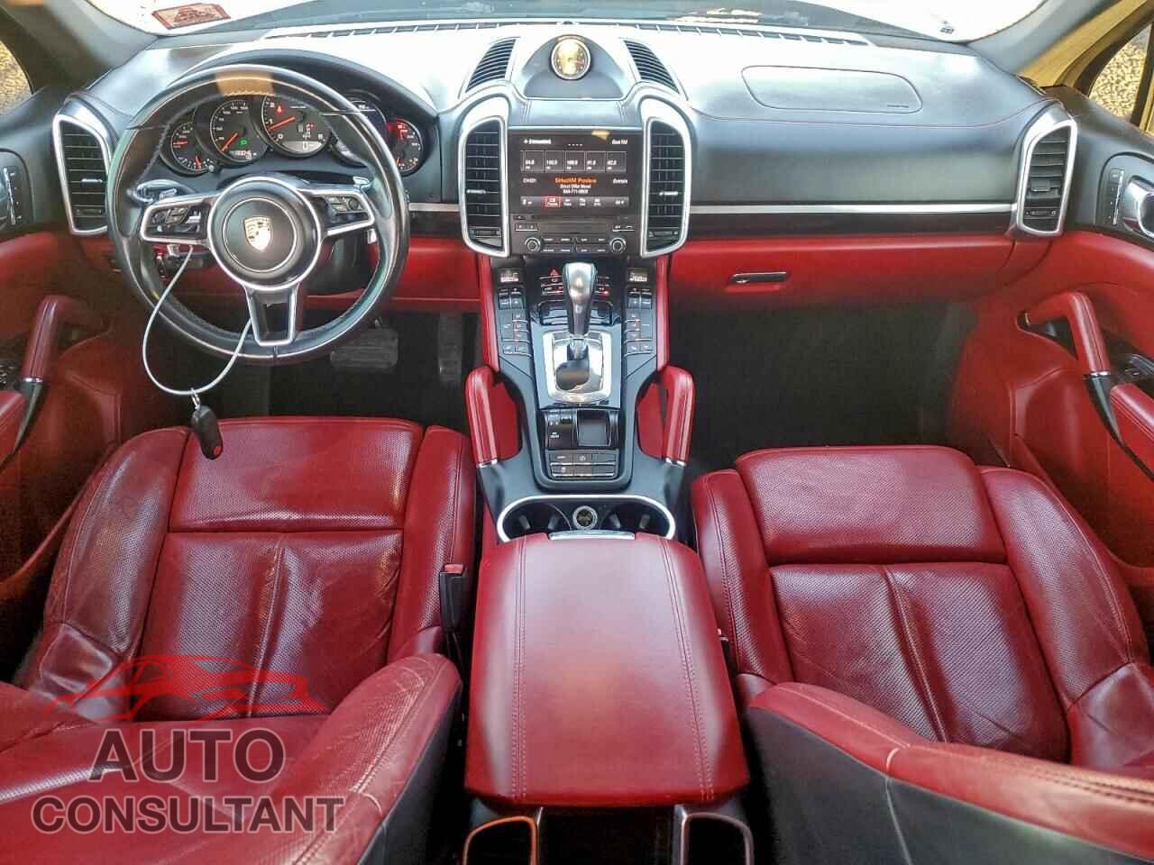 PORSCHE CAYENNE 2017 - WP1AA2A25HKA80746