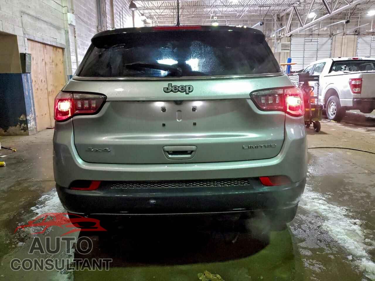 JEEP COMPASS 2018 - 3C4NJDCB0JT404251