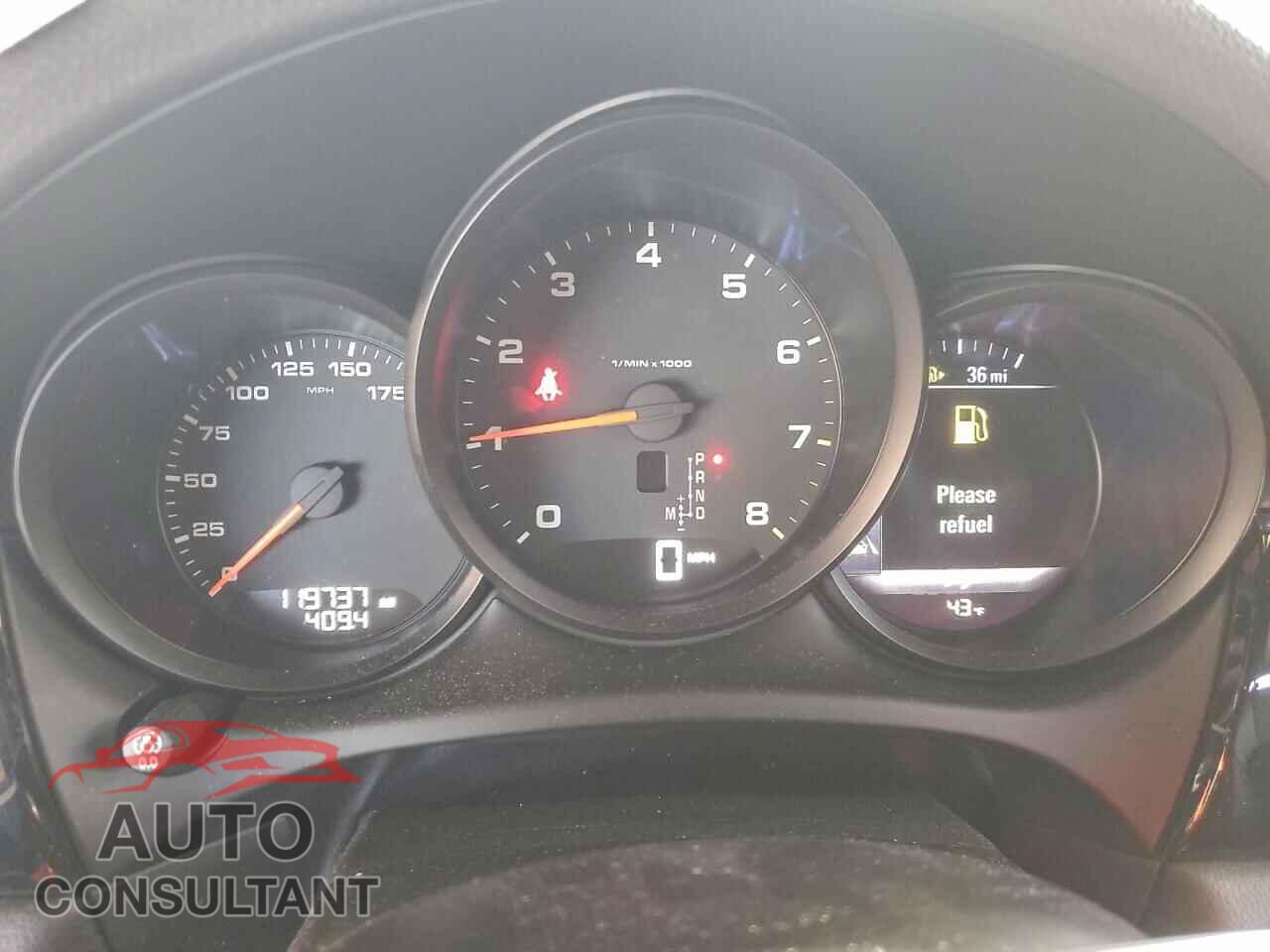 PORSCHE MACAN 2017 - WP1AA2A58HLB07037